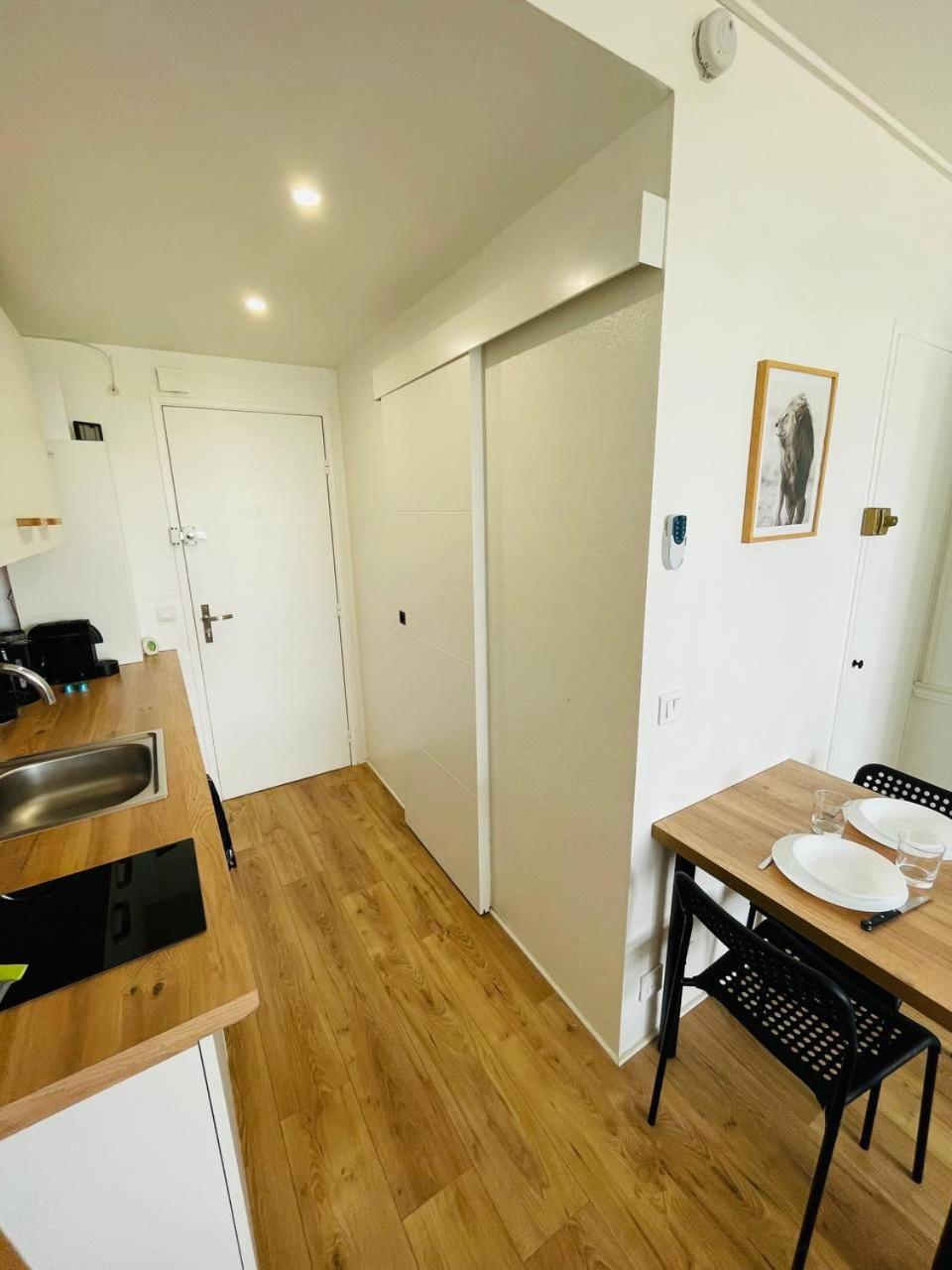 Superbe Appartement Front De Mer Villeneuve-Loubet Ngoại thất bức ảnh